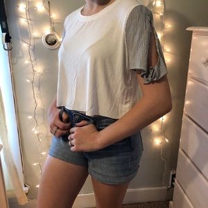 white tee w striped sleeves